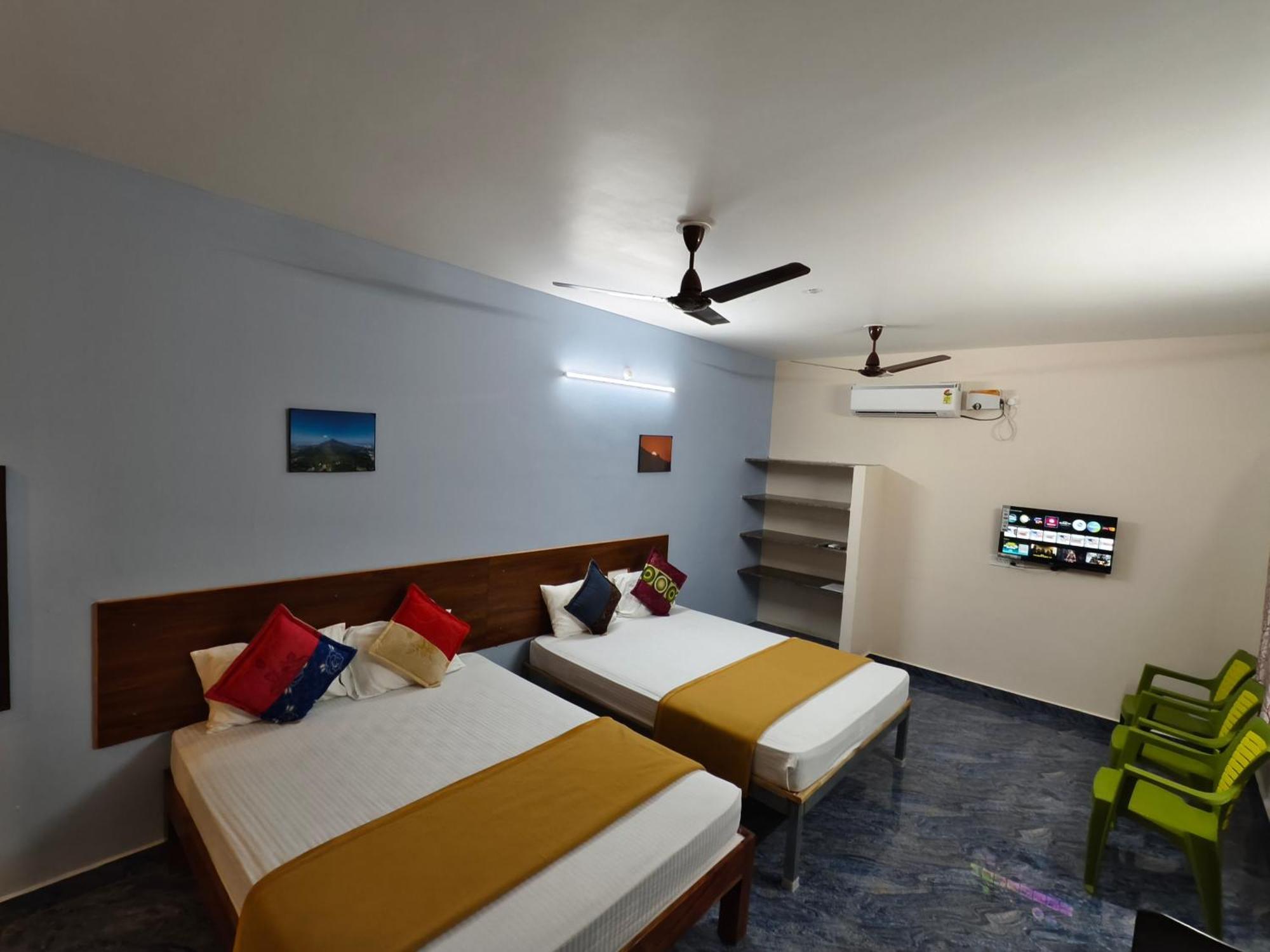 Rpm Home Stay Tiruvannāmalai Buitenkant foto