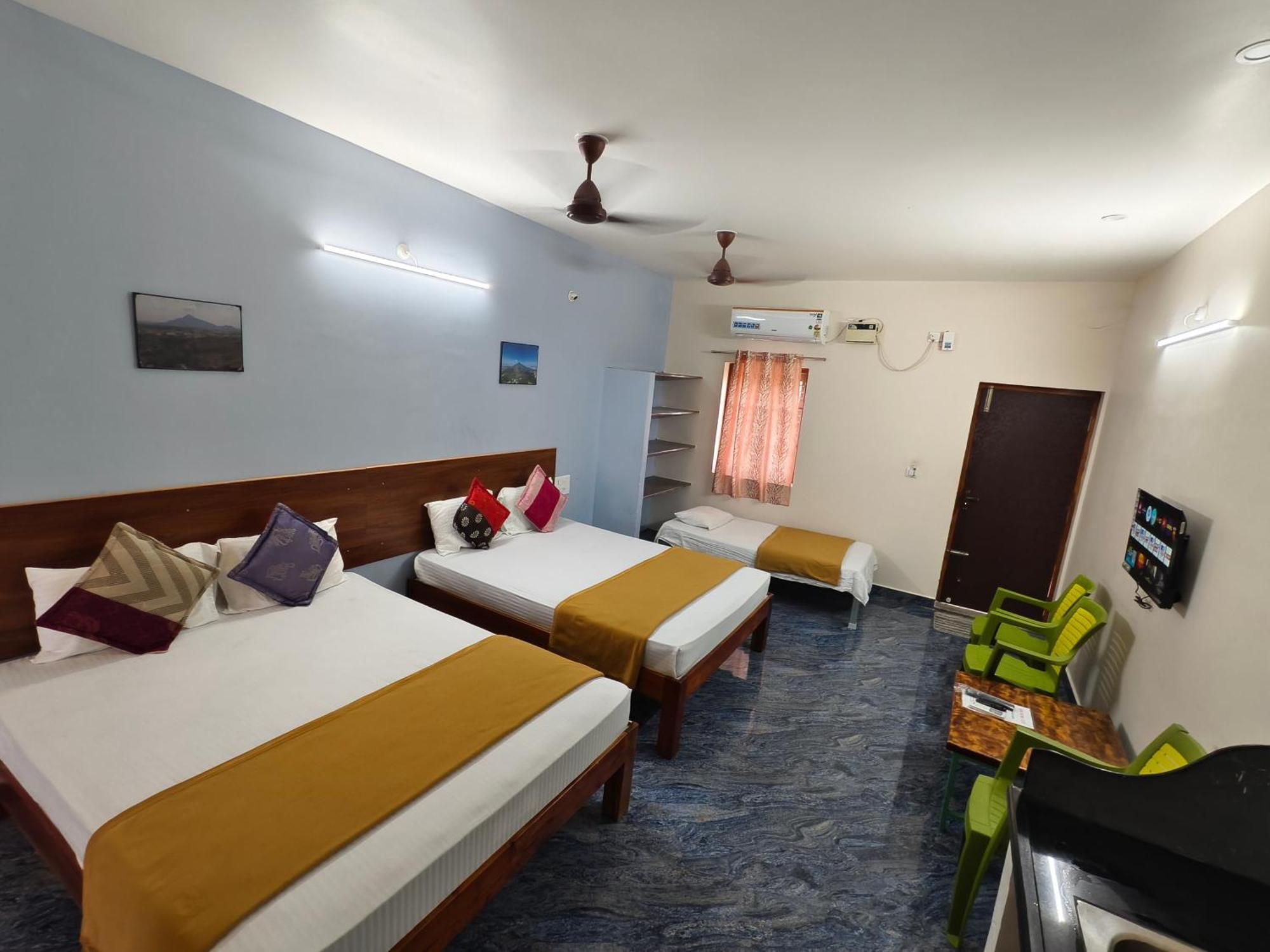 Rpm Home Stay Tiruvannāmalai Buitenkant foto