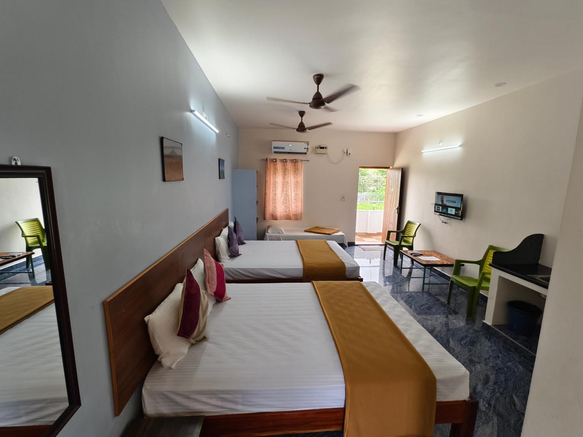 Rpm Home Stay Tiruvannāmalai Buitenkant foto